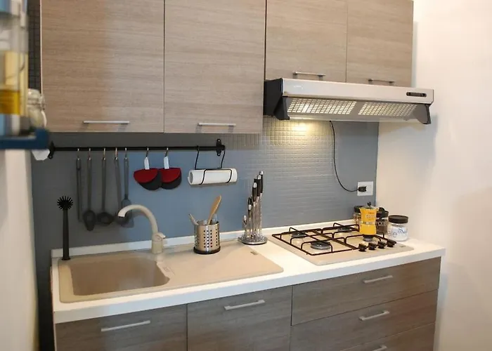 Lincoln Apartment
